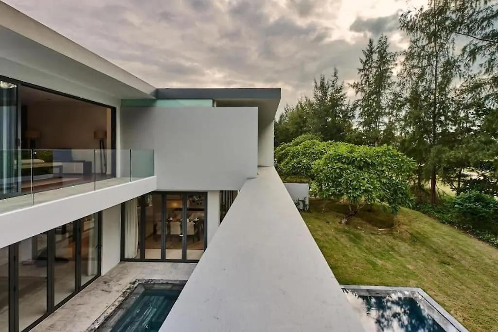 Luxury Pool Villas & Sheraton Resort& Free Pick Up Da Nang